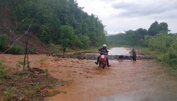 Jalan Maba–Buli Banjir, Pemkab Haltim Surati PT AR Hingga Kementerian LH