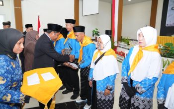 Lepas Jamaah Haji, Begini Pesan Bupati Haltim